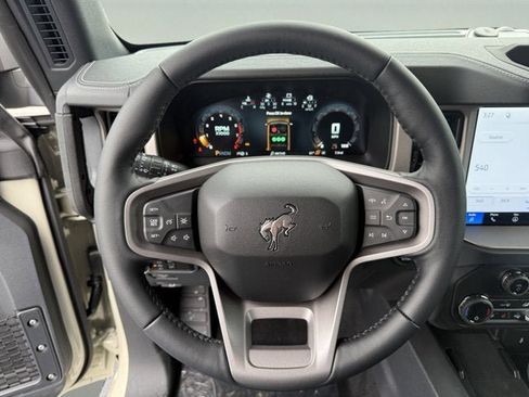 New 2026 Ford Bronco Outer Banks AWD/4WD image 13