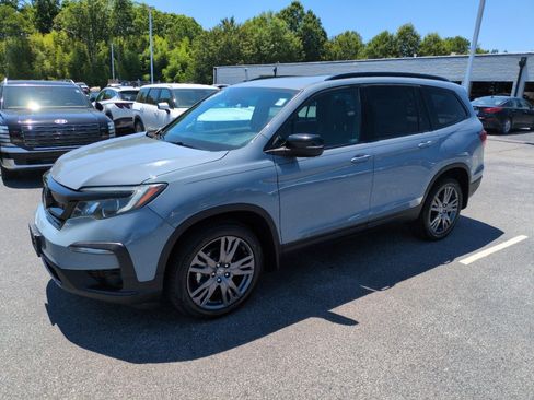Used 2022 Honda Pilot Sport image 3