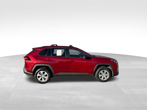 Used 2020 Toyota RAV4 LE image 6