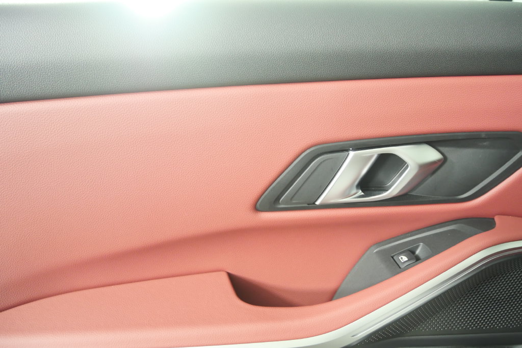 Certified 2026 BMW 330i Sedan RWD image 13