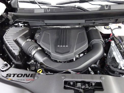 New 2026 Chevrolet Traverse LT w/ Sun and Wheel Package image 11