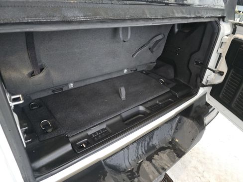 Used 2022 Jeep Wrangler Willys image 16
