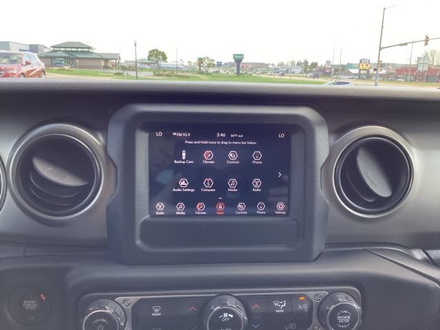 Used 2021 Jeep Wrangler Unlimited Sport AWD/4WD image 15