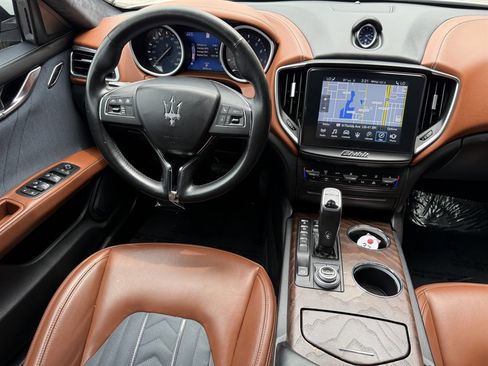 Used 2019 Maserati Ghibli GranLusso RWD image 15
