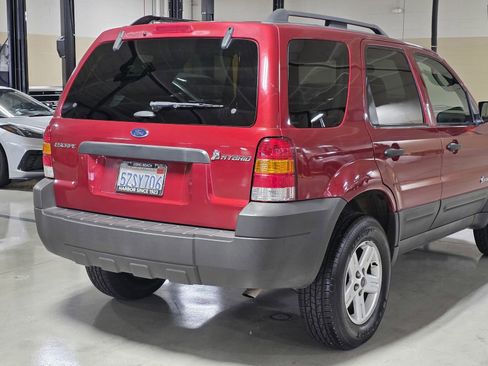 Used 2007 Ford Escape 2WD Hybrid image 11