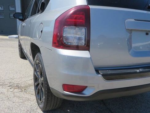 Used 2015 Jeep Compass Sport w/ Power Value Group FWD image 40