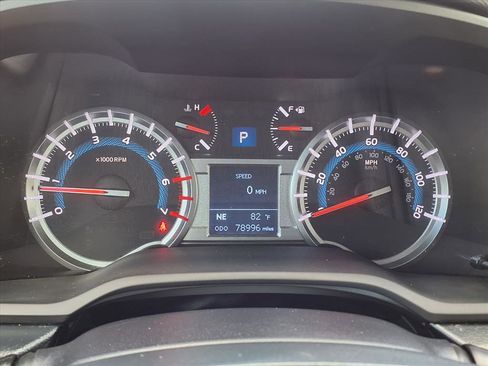 Used 2018 Toyota 4Runner Limited image 28