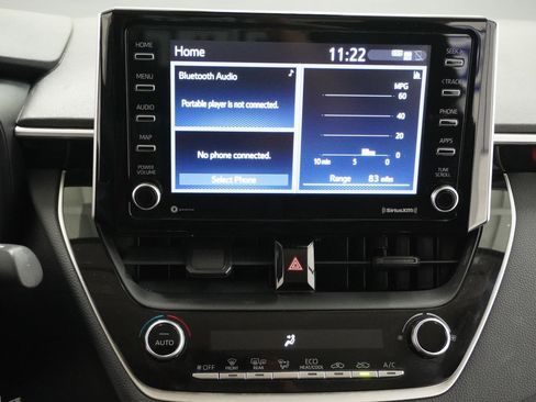 Used 2021 Toyota Corolla LE image 22