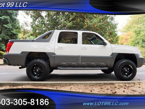 Used 2002 Chevrolet Avalanche 4x4 w/ North Face Edition image 8