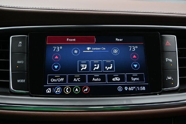 Used 2020 Buick Enclave Avenir w/ Avenir Technology Package AWD/4WD image 48