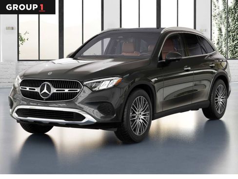 Used 2026 Mercedes-Benz GLC 300 4MATIC image 1