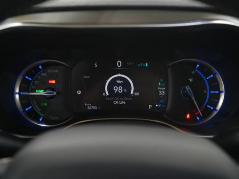 Used 2022 Chrysler Pacifica Limited w/ S Appearance Package image 24