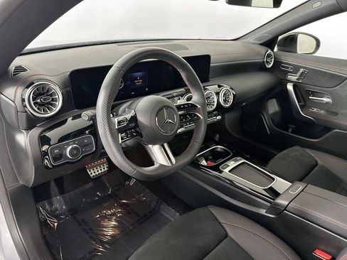 Used 2026 Mercedes-Benz CLA 250 image 9