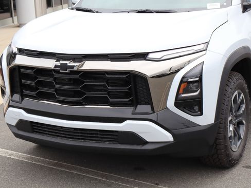 New 2026 Chevrolet Equinox ACTIV FWD image 5