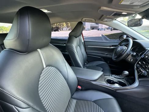 Used 2023 Toyota Camry SE FWD image 27