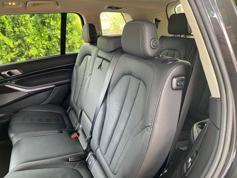 Used 2020 BMW X7 xDrive40i w/ Premium Package AWD/4WD image 37