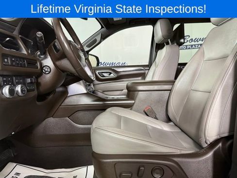 Used 2021 GMC Yukon XL SLT w/ SLT Luxury Plus Package image 12