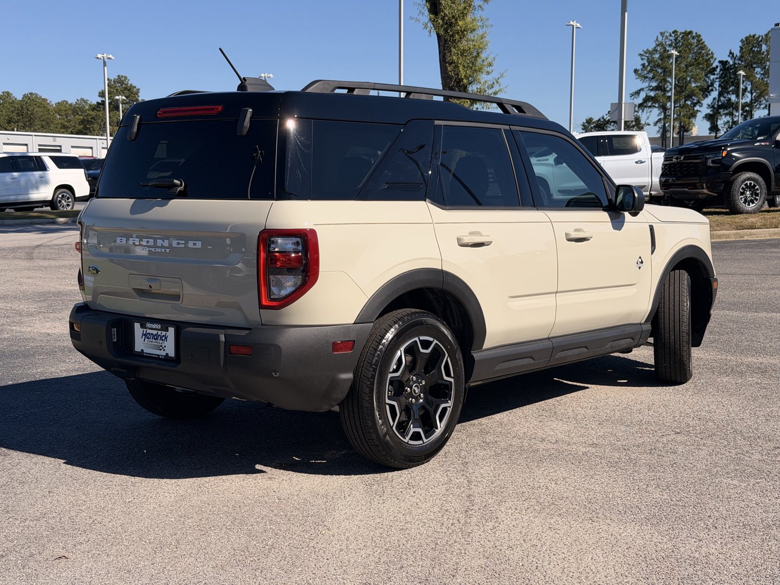Used 2025 Ford Bronco Sport Outer Banks w/ Outer Banks Tech Package+ AWD/4WD image 12