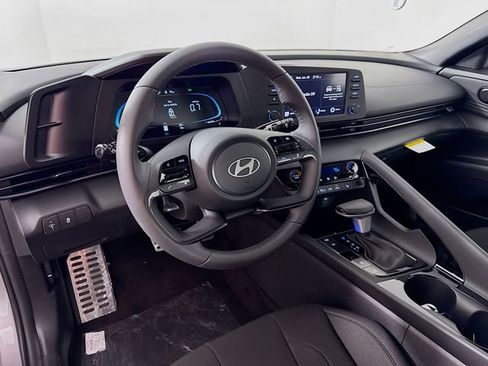 New 2026 Hyundai Elantra SEL Sport image 12