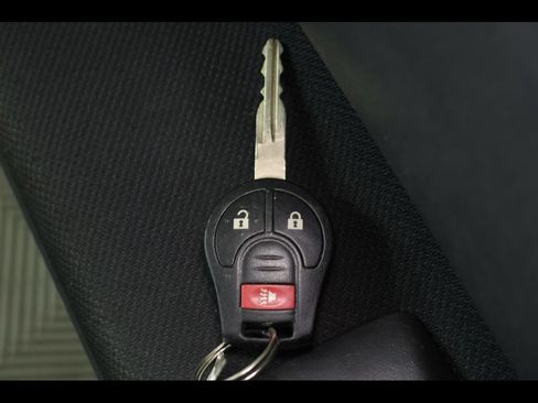 Used 2013 Nissan Rogue S AWD/4WD image 7