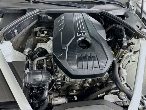 Used 2023 Genesis G70 2.0T w/ Sport Prestige Package image 31