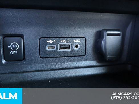 Used 2024 Nissan Sentra SV image 30