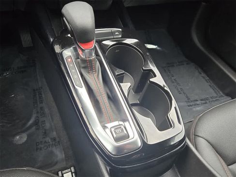 Used 2024 Chevrolet Trax RS image 17