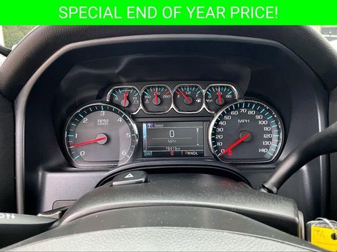 Used 2018 Chevrolet Silverado 1500 LT w/ LT Convenience Package image 13