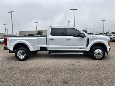 Used 2023 Ford F450 Lariat AWD/4WD image 10