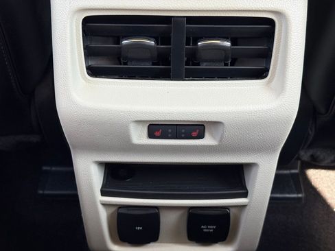 Used 2019 Ford Edge Titanium w/ Equipment Group 301A FWD image 54