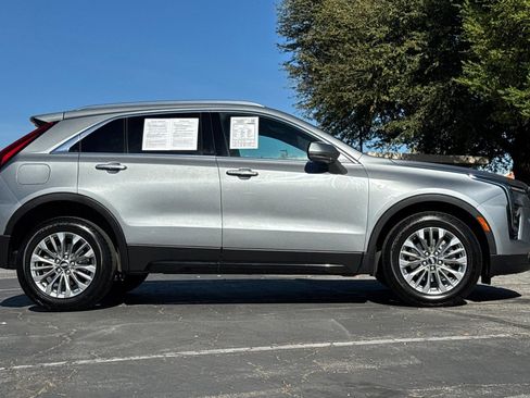 Used 2024 Cadillac XT4 Premium Luxury AWD/4WD image 3