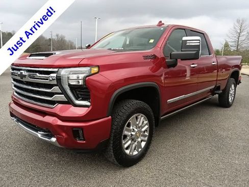 Used 2024 Chevrolet Silverado 2500 High Country w/ High Country Premium Package AWD/4WD image 7
