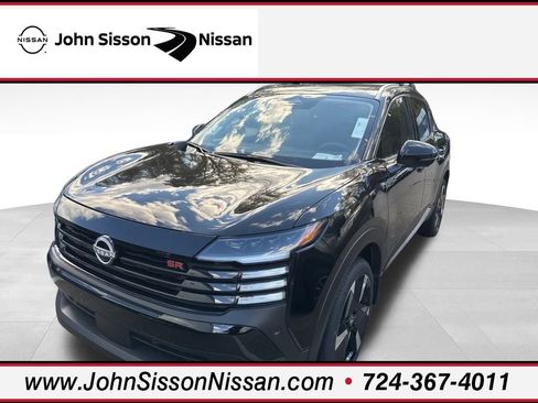 New 2026 Nissan Kicks SR w/ Cold Weather Package image 1