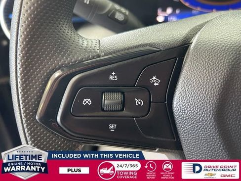 Used 2024 Chevrolet Trax LT FWD image 18