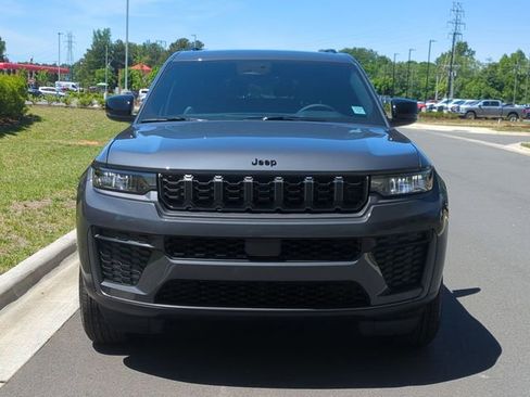 New 2026 Jeep Grand Cherokee L 4WD image 16