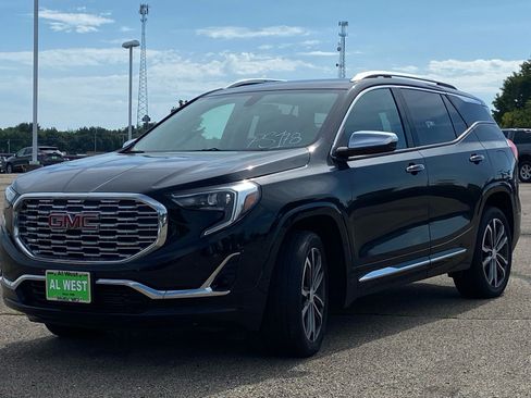 Used 2019 GMC Terrain Denali w/ Comfort Package AWD/4WD image 7