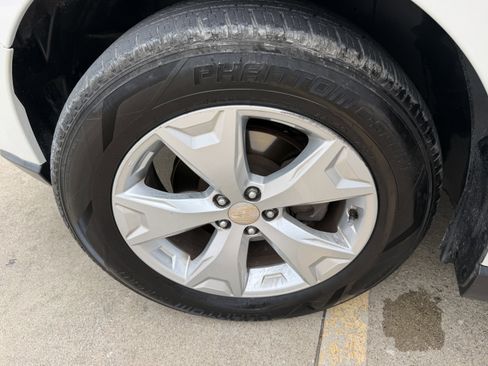 Used 2015 Subaru Forester 2.5i Premium w/ Popular Package #2 image 38