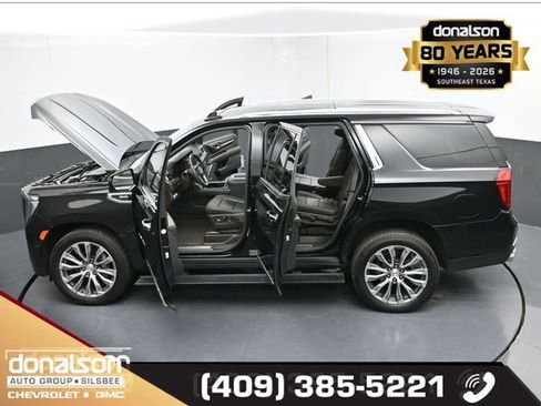 Used 2021 GMC Yukon Denali w/ Denali Premium Package image 28