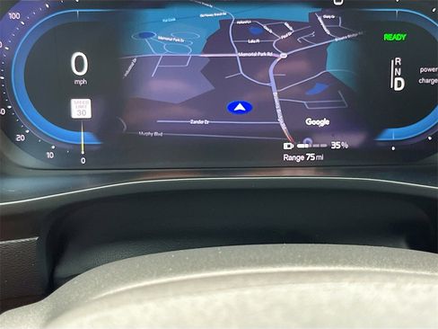 Used 2023 Volvo XC40 Recharge Ultimate image 12