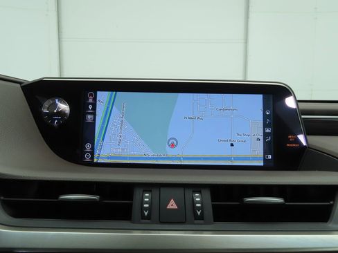 Used 2019 Lexus ES 350 w/ Premium Package image 14