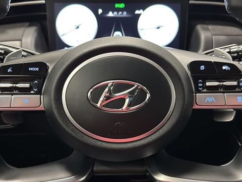 Used 2022 Hyundai Tucson Limited w/ Cargo Package AWD/4WD image 16