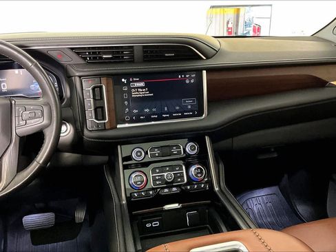 Certified 2023 GMC Yukon Denali Ultimate image 6