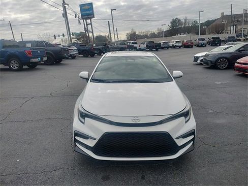 Used 2024 Toyota Corolla XSE image 2