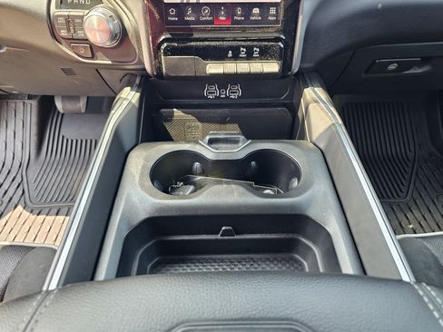 Used 2025 RAM 1500 Laramie w/ Sport Appearance Package AWD/4WD image 27