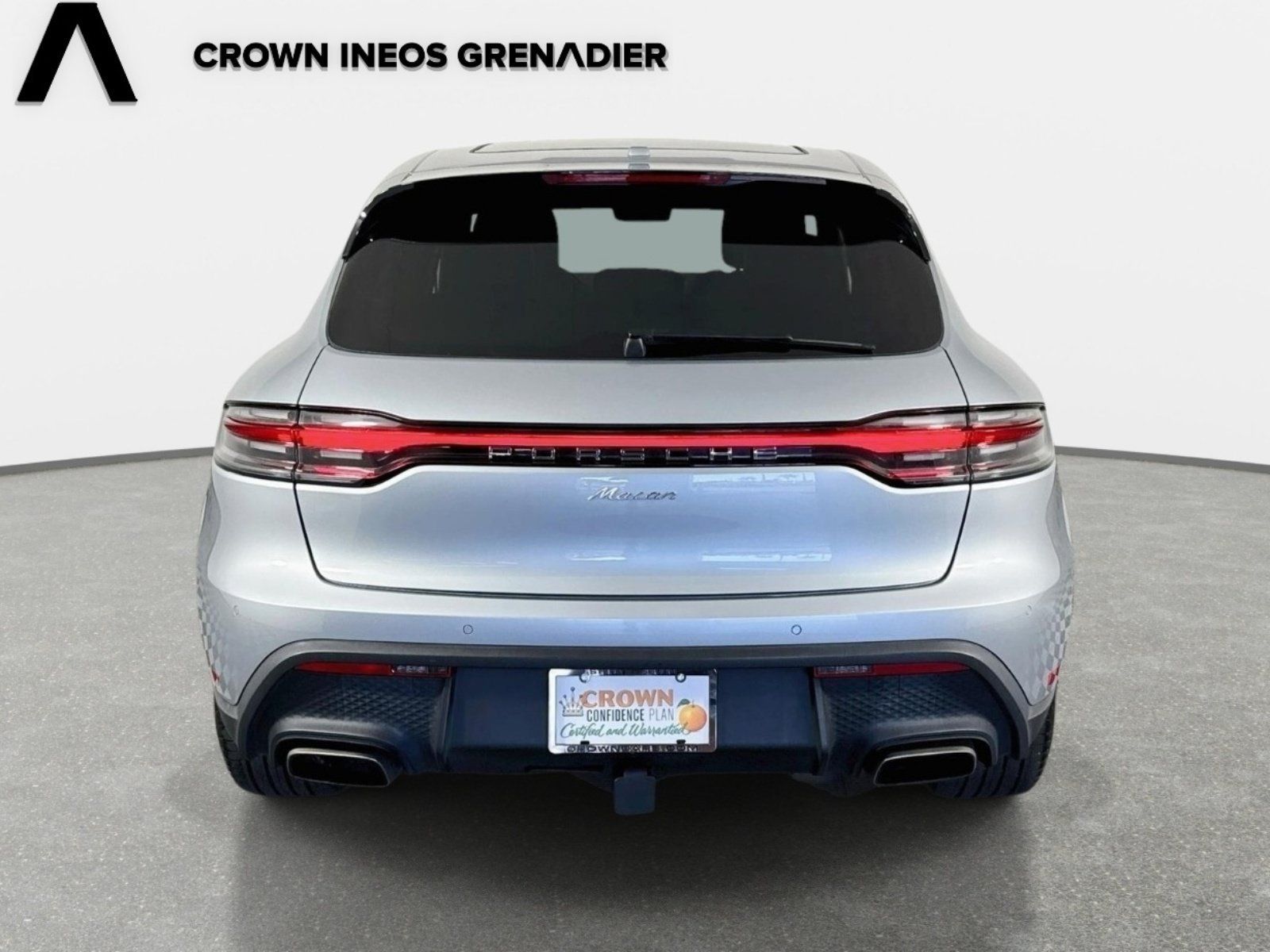 Used 2023 Porsche Macan AWD/4WD image 6