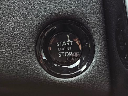 New 2026 Nissan Armada SL image 10