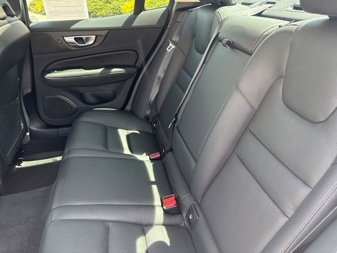 Certified 2024 Volvo S60 B5 Plus w/ Climate Package AWD/4WD image 38