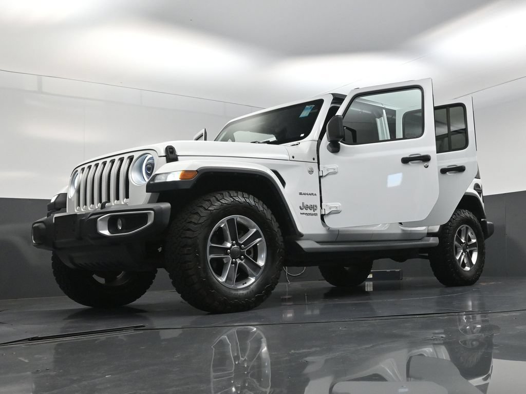 Used 2019 Jeep Wrangler Unlimited Sahara AWD/4WD image 30