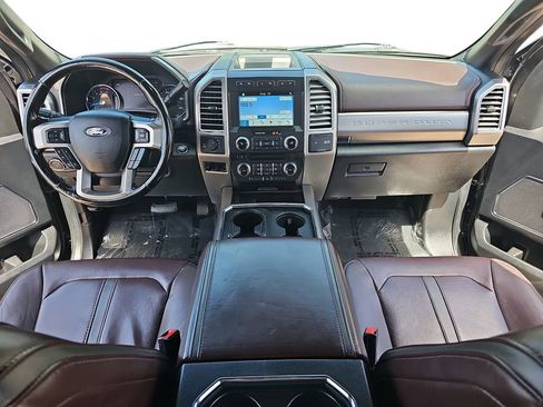Used 2017 Ford F250 Platinum w/ Platinum Ultimate Package AWD/4WD image 10