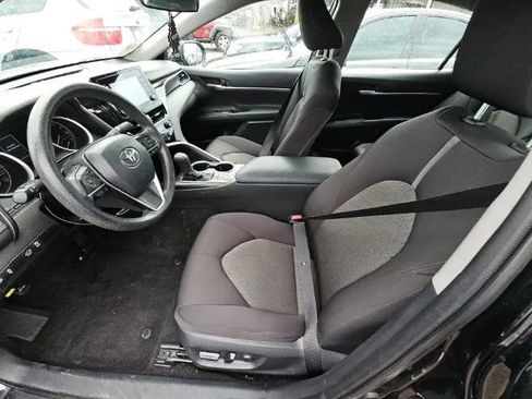 Used 2024 Toyota Camry LE FWD image 8